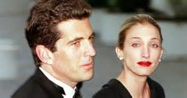 Carolyn Bessette Kennedy Sister Lauren Bessette Had A Twin Named Lisa Bessette