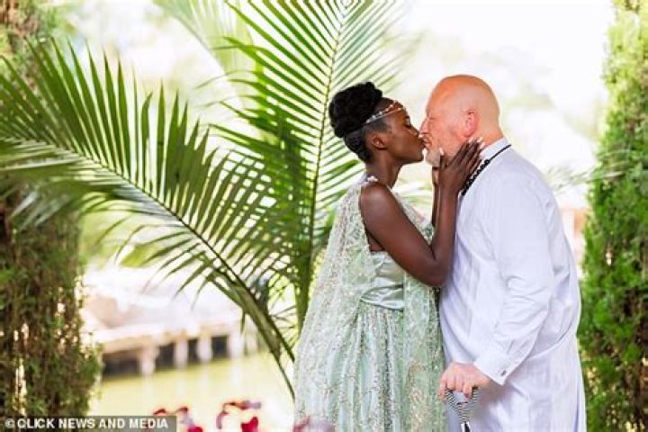 Chef Chris Santos And Wife Natalie Makenna: How Did They Meet And When Did They Get Married?