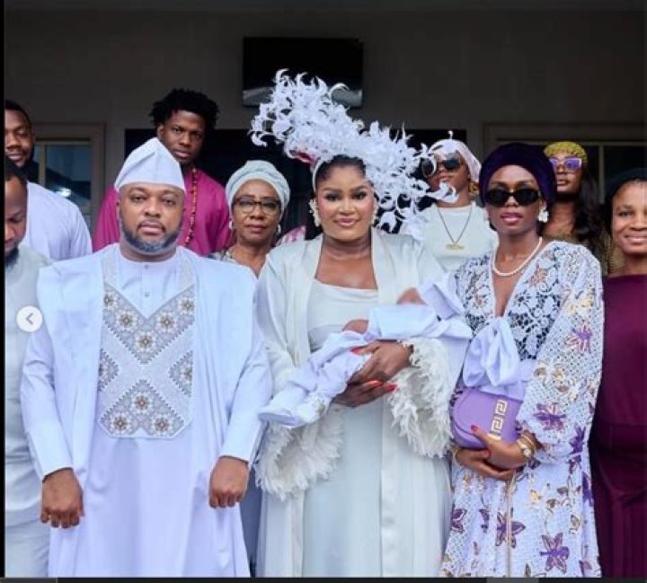 
Chizzy Alichi Mbah Shares A Loved-Up Moment With Her Hubby As They Hang Out Together 