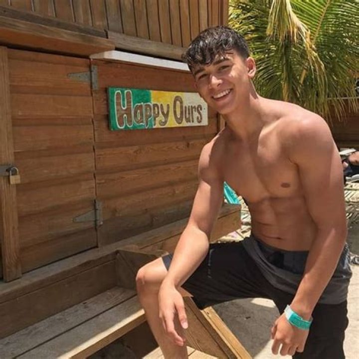 Corey Whelan Height, Weight, Net Worth, Age, Wiki, Who, Instagram, Biography