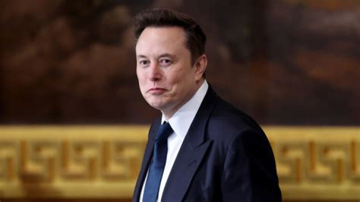 
Is Twitter down? Welcome page for old users, followers disappear, timeline loading error seen after Elon Musk lays off more employees 