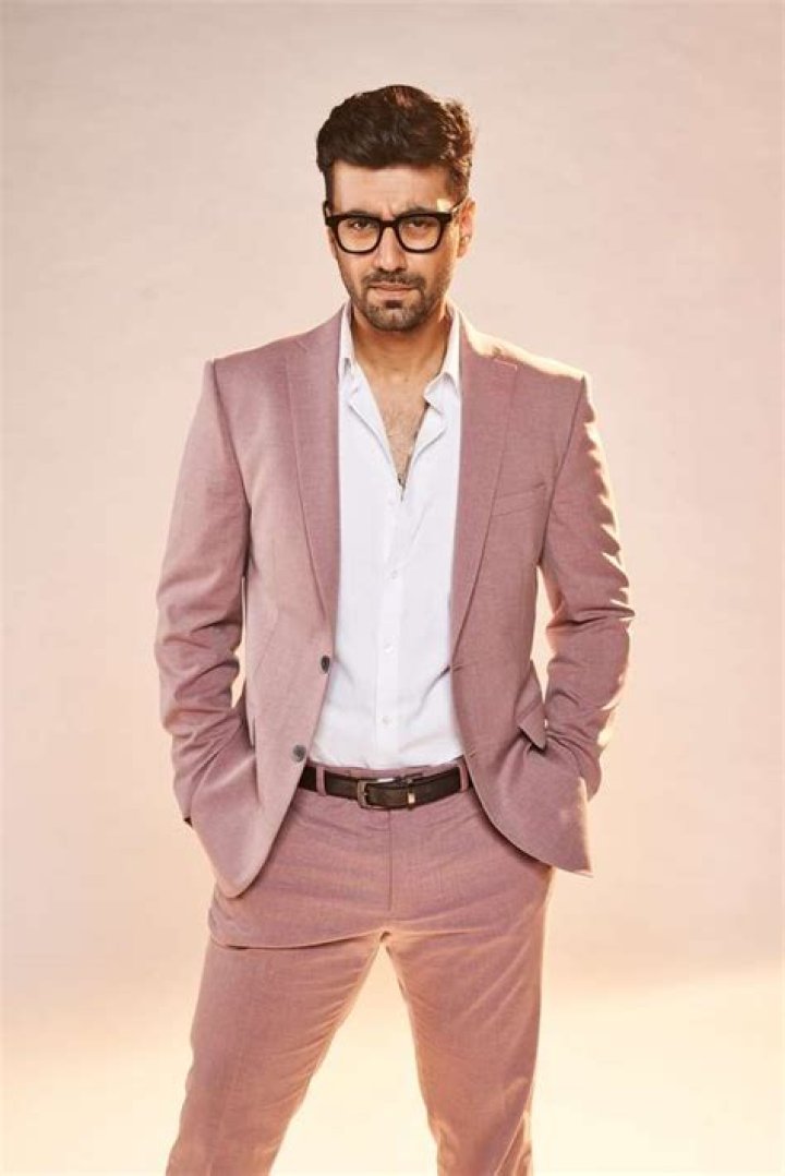 Karanvir Sharma Height, Weight, Net Worth, Age, Birthday, Wikipedia, Who, Instagram, Biography