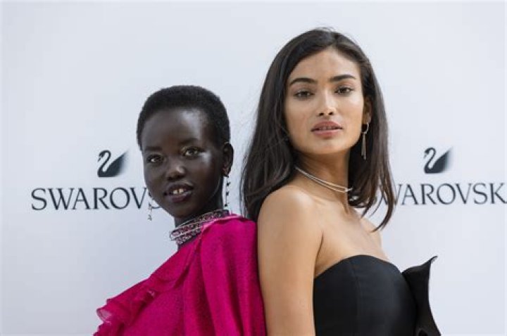Kelly Olivia Gale Height, Weight, Net Worth, Age, Birthday, Wikipedia, Who, Instagram, Biography