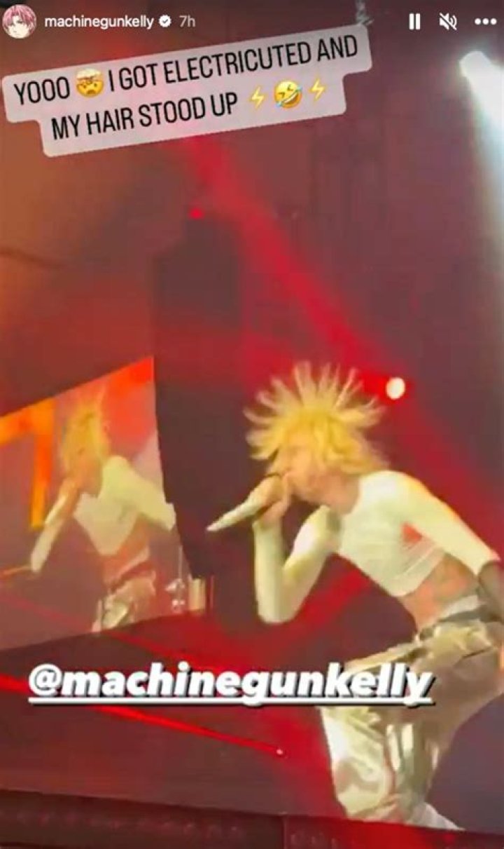 
Machine Gun Kelly Gets Electrocuted at Pre-Super Bowl Party Performance 