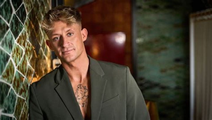 
Nicklas Busk Andreasen Height, Weight, Net Worth, Age, Birthday, Wikipedia, Who, Nationality, Biography 
