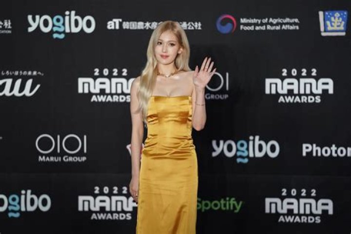 
Nina Somi Yu Height, Weight, Net Worth, Age, Birthday, Wikipedia, Who, Nationality, Biography 