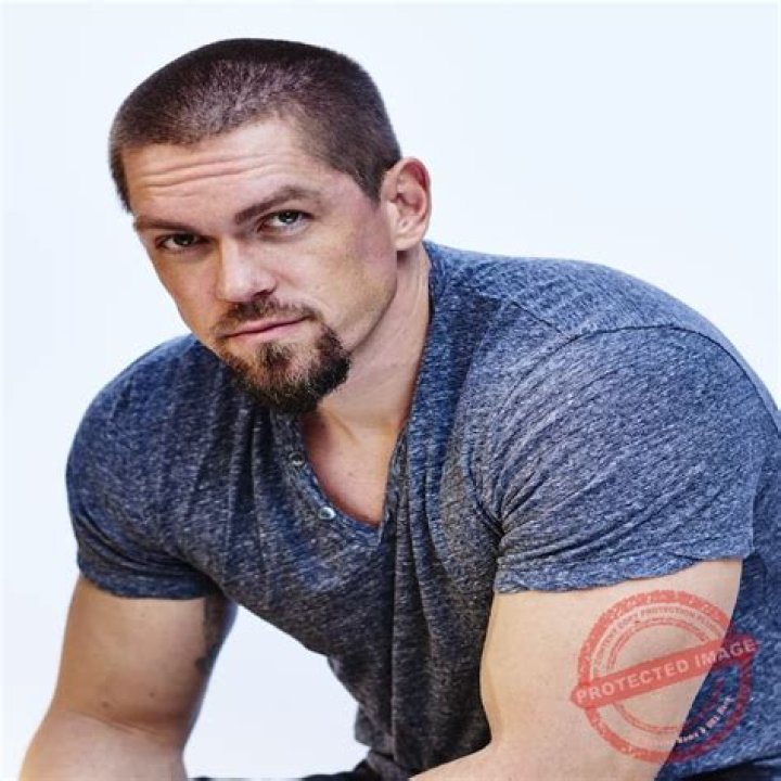 Tim Knezic Height, Weight, Net Worth, Age, Birthday, Wikipedia, Who, Nationality, Biography
