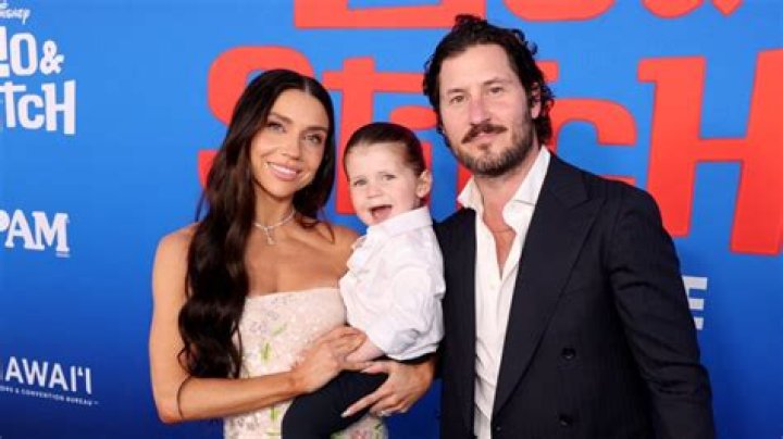 Valentin Chmerkovskiy Height, Age, Wife, Biography, Wiki, Net Worth