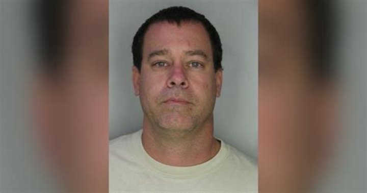 
Who Is Ernesto Cruz Graveran From Hialeah? 54-Year-Old Arrested For Health Care Fraud 